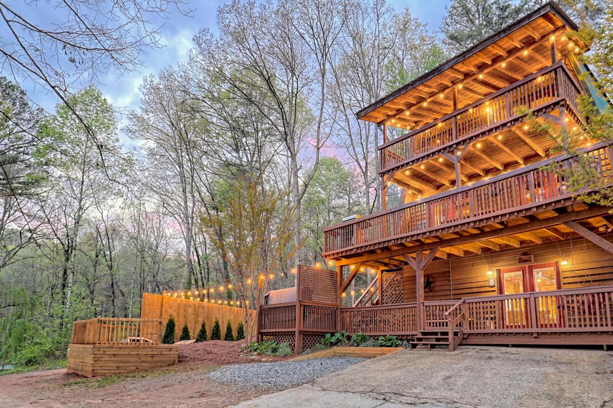 Near Downtown Helen - Hottub, Sauna, Game Room, Fire Pit Экстерьер фото