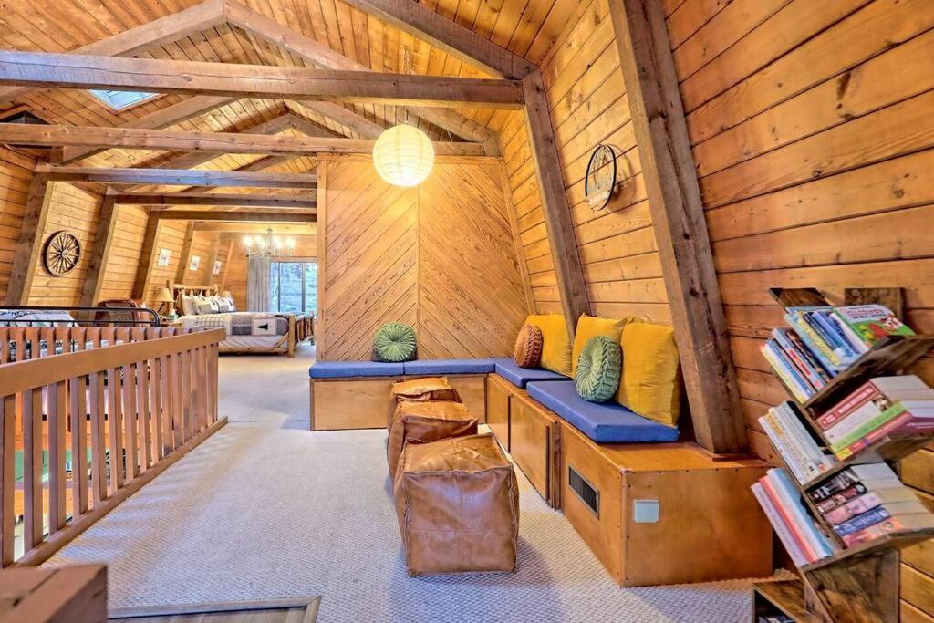 Near Downtown Helen - Hottub, Sauna, Game Room, Fire Pit Экстерьер фото