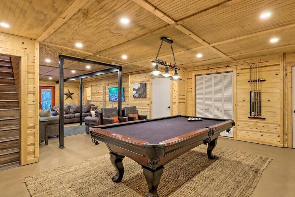 Near Downtown Helen - Hottub, Sauna, Game Room, Fire Pit Экстерьер фото
